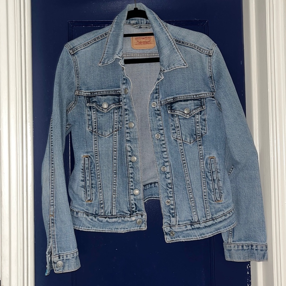 Authentic Levi Strauss & Co Light Wash Denim Jacket Large